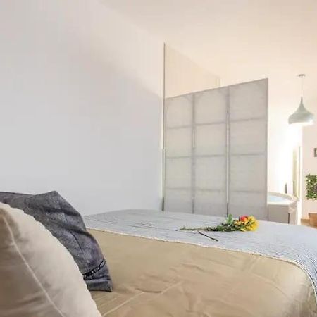Apartamento Suit Centro Historico De มาลากา ภายนอก รูปภาพ